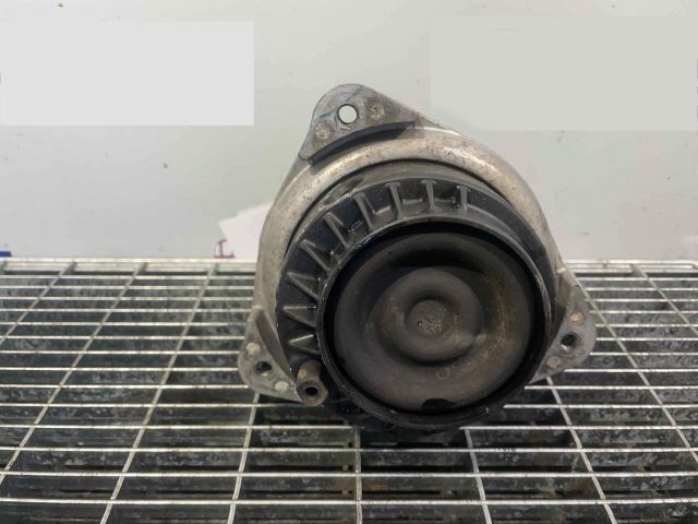 bontott BMW 7 Motor Tartó Bak (Pozíciófüggetlen)