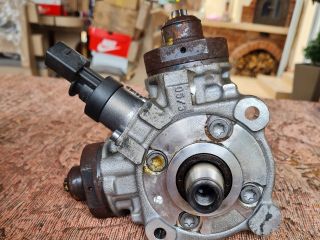 bontott BMW 7 Nagynyomású Szivattyú