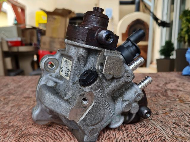 bontott BMW 7 Nagynyomású Szivattyú