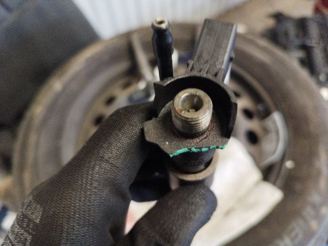 bontott BMW 7 Porlasztó (1 db)