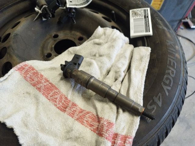 bontott BMW 7 Porlasztó (1 db)