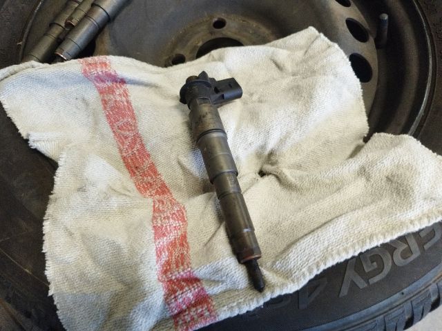 bontott BMW 7 Porlasztó (1 db)