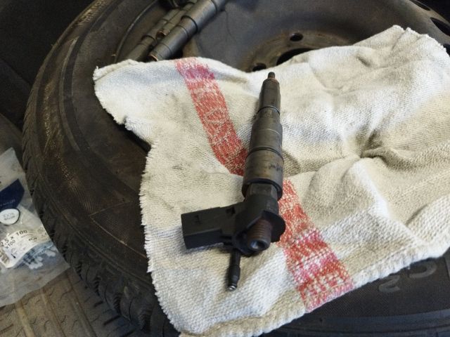 bontott BMW 7 Porlasztó (1 db)