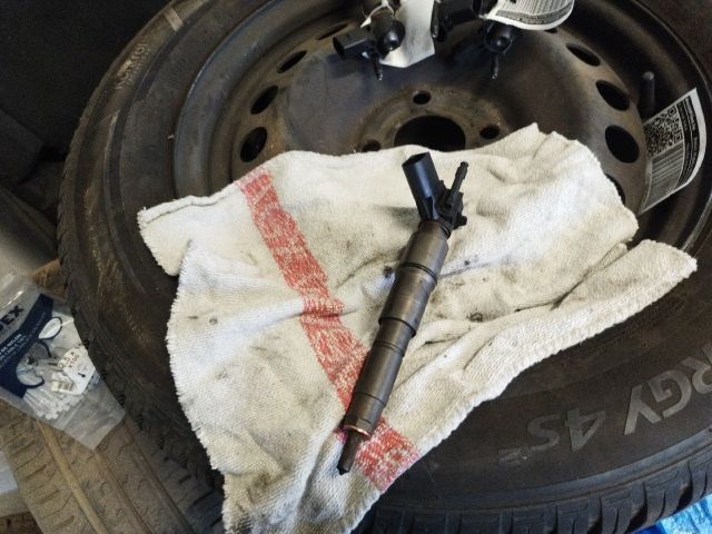 bontott BMW 7 Porlasztó (1 db)