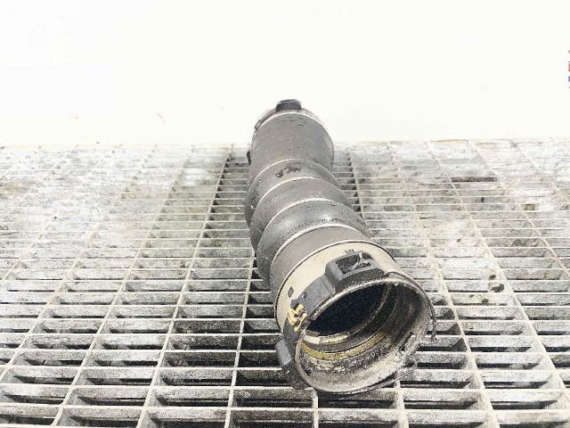 bontott BMW 7 Turbócső