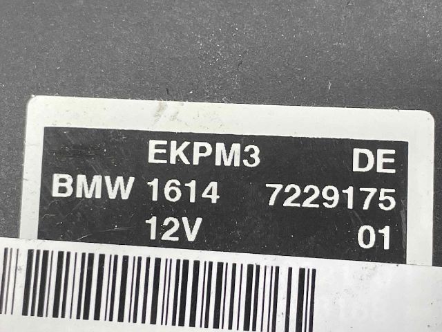 bontott BMW 7 Üzemanyag Szivattyú Relé