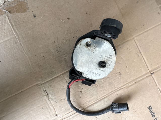 bontott BMW 7 Vákumpumpa