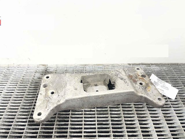 bontott BMW 7 Váltó Tartó Bak (Pozíciófüggetlen)