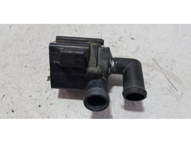 bontott BMW 7 Vízpumpa