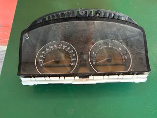 bontott BMW 7 Kilométeróra