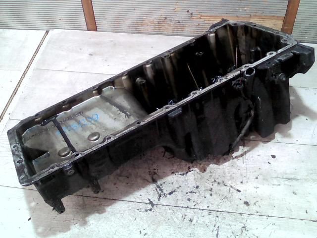 bontott BMW 7 Olajteknő