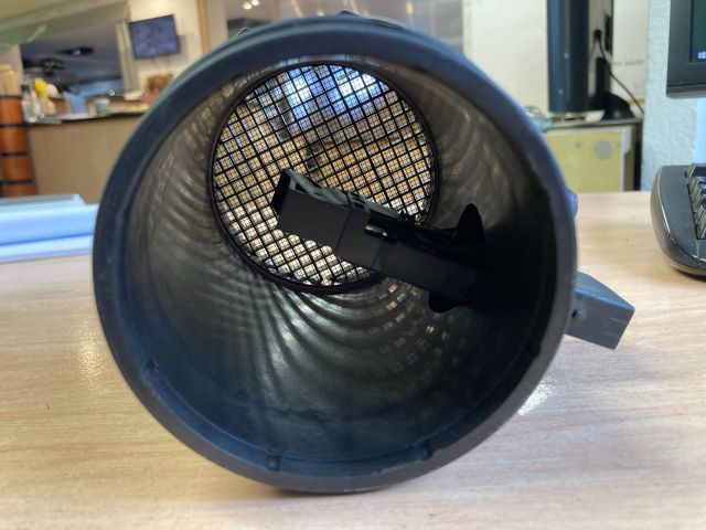 bontott BMW 7 Légtömegmérő