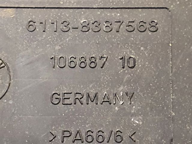 bontott BMW 7 Biztosítéktábla Motortér