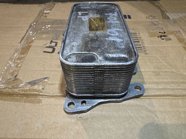 bontott BMW 7 Olajhűtő