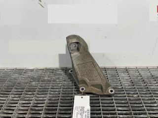 bontott BMW 7 Motor Tartó Bak Bal