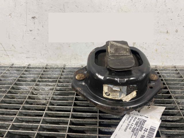 bontott BMW 7 Motor Tartó Bak (Pozíciófüggetlen)