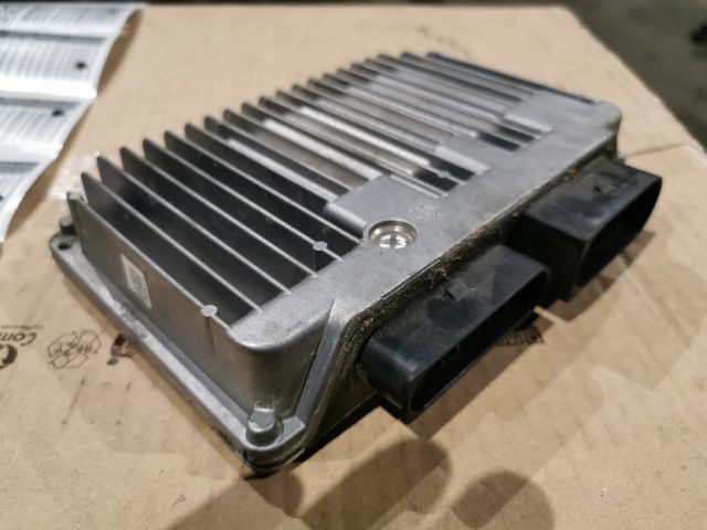 bontott BMW 7 Okoskerék Elektronika