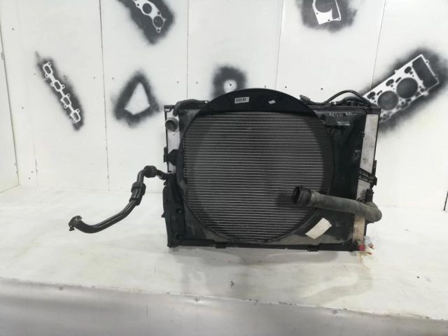 bontott BMW 7 Vízhűtő Radiátor (Nem klímás)