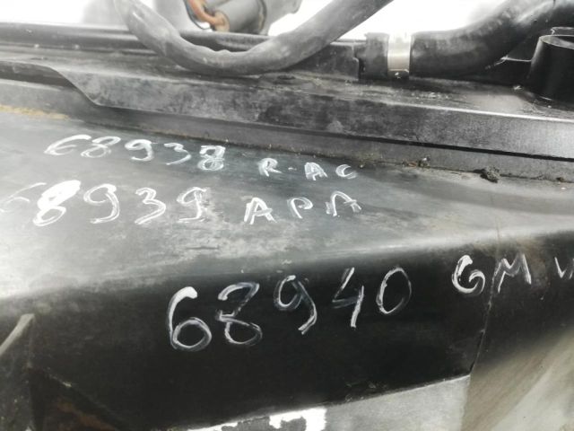 bontott BMW 7 Vízhűtő Radiátor (Nem klímás)