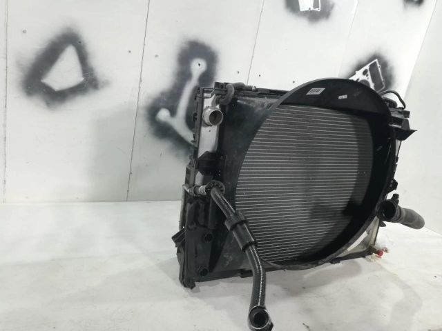 bontott BMW 7 Vízhűtő Radiátor (Nem klímás)