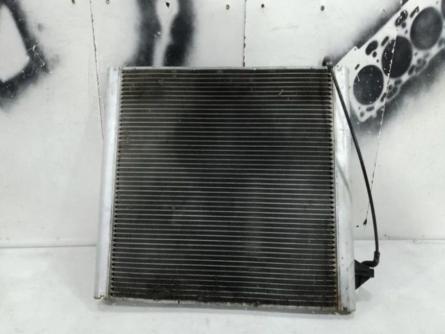 bontott BMW 7 Vízhűtő Radiátor (Nem klímás)