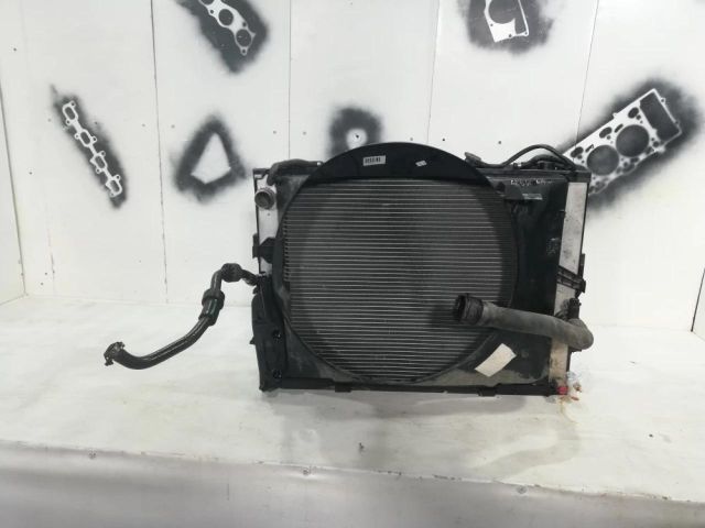 bontott BMW 7 Vízhűtő Radiátor (Nem klímás)