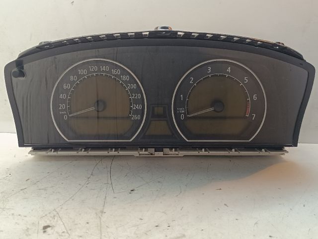 bontott BMW 7 Kilométeróra