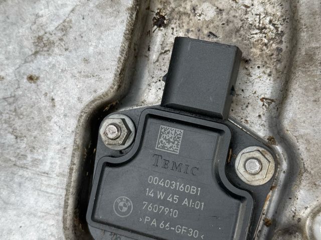 bontott BMW 7 Olajteknő