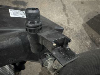 bontott BMW 7 Kiegyenlítő Tartály