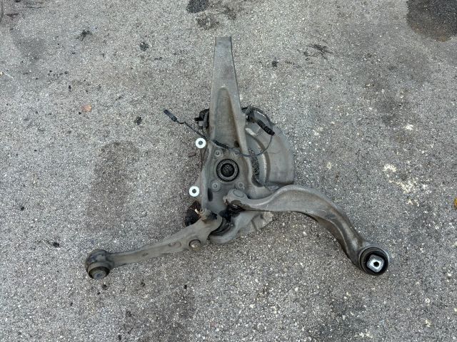 bontott BMW 7 Bal első Csonkállvány Kerékaggyal