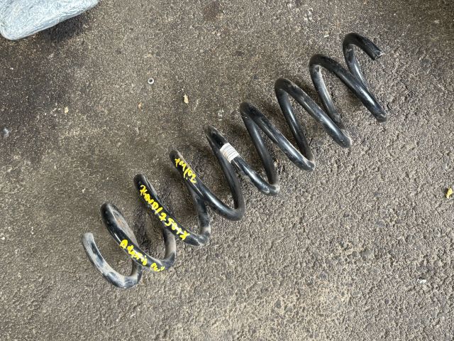 bontott BMW 7 Első Rugó