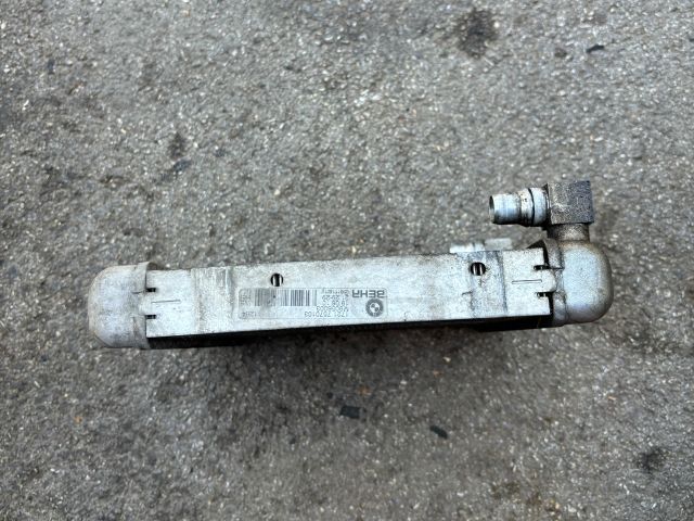 bontott BMW 7 Olajhűtő