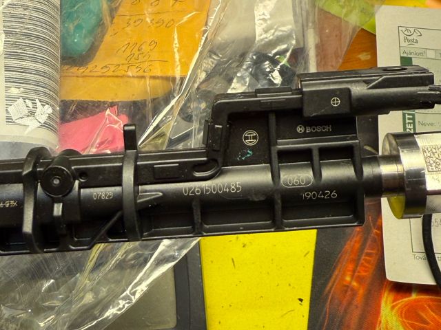 bontott BMW 7 Porlasztó (1 db)