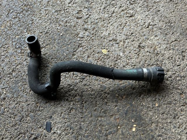 bontott BMW 7 Vízcső