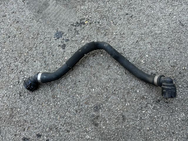 bontott BMW 7 Vízcső