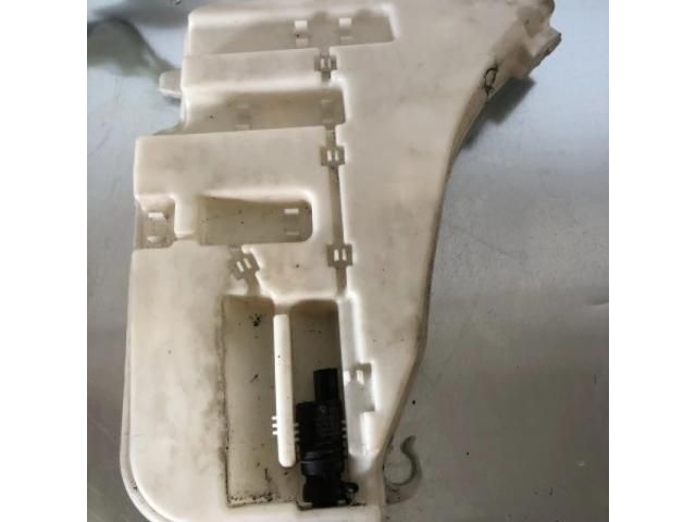 bontott BMW 7 Ablakmosó Tartály