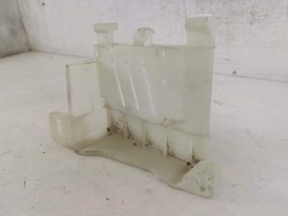 bontott BMW 7 Akkumulátor Tartó