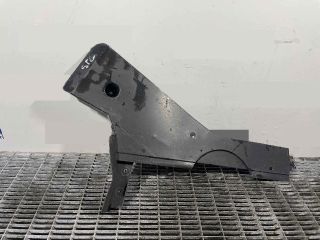 bontott BMW 7 Alsó Motorburkolat