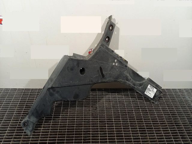 bontott BMW 7 Alsó Motorburkolat