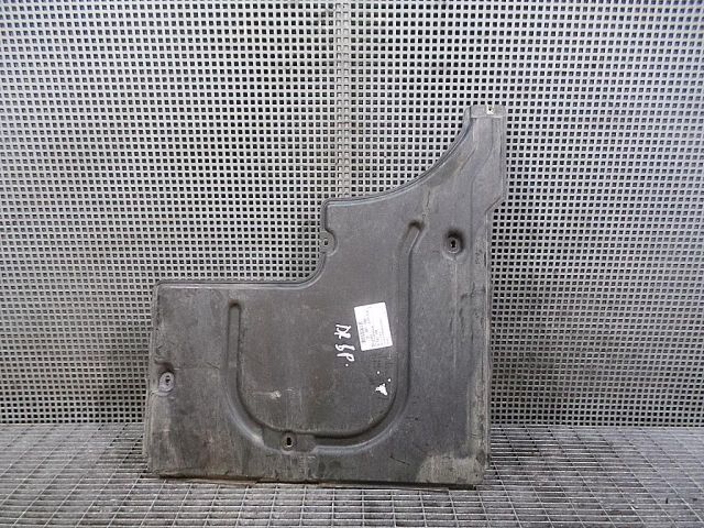 bontott BMW 7 Alsó Motorburkolat