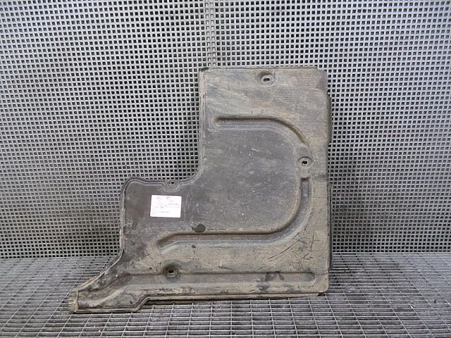 bontott BMW 7 Alsó Motorburkolat