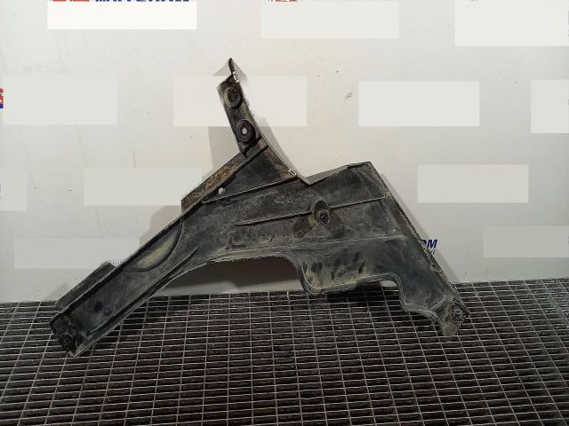 bontott BMW 7 Alsó Motorburkolat