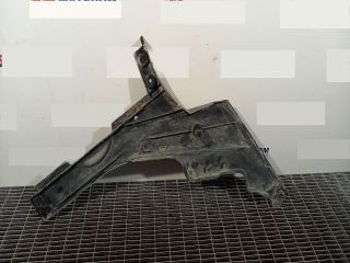 bontott BMW 7 Alsó Motorburkolat