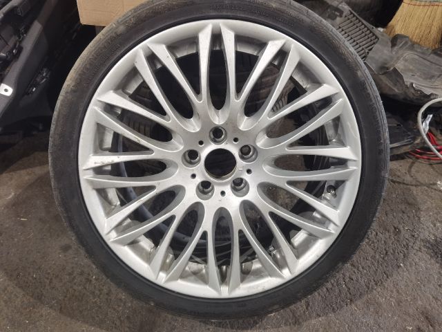 bontott BMW 7 Alufelni Gumival (1 db)