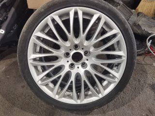 bontott BMW 7 Alufelni Gumival (1 db)
