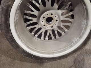 bontott BMW 7 Alufelni Gumival (1 db)