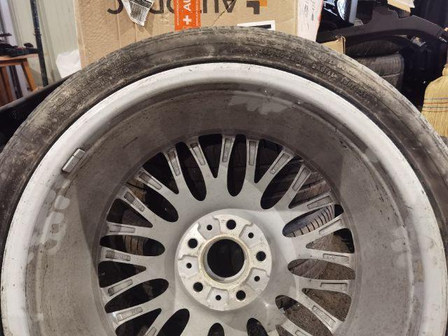 bontott BMW 7 Alufelni Gumival (1 db)