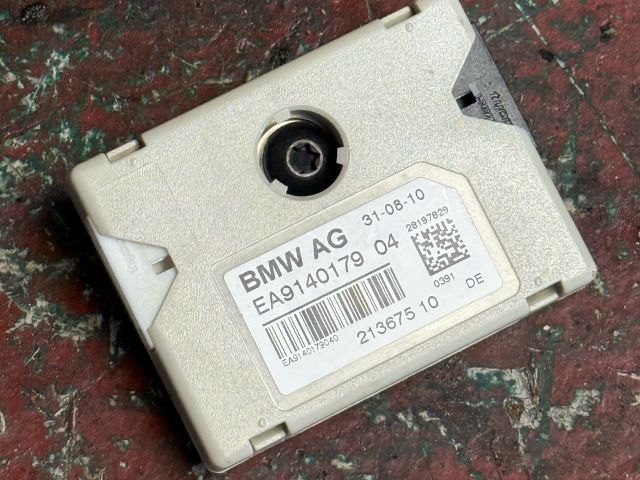 bontott BMW 7 Antenna Erősítő