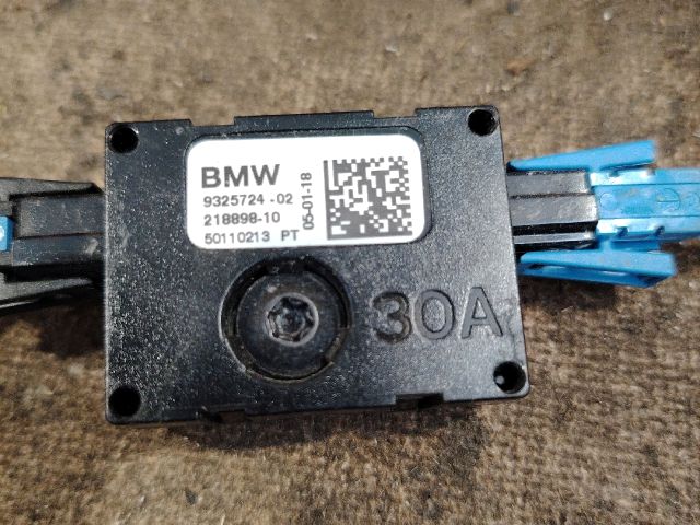 bontott BMW 7 Antenna Erősítő