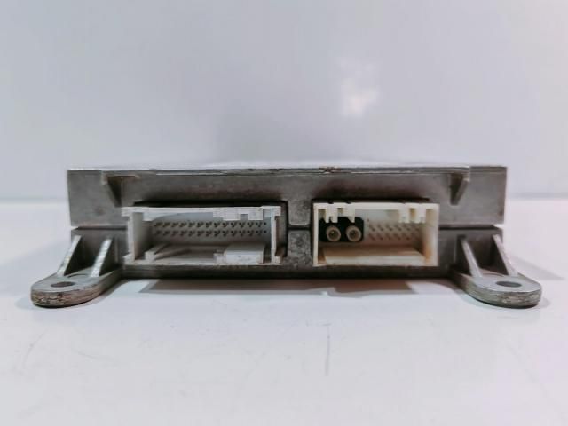 bontott BMW 7 Antenna Erősítő